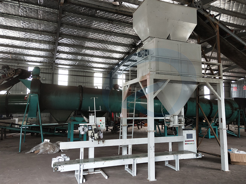 Tips for choosing the degree of automation of an automatic organic fertilizer packaging machine